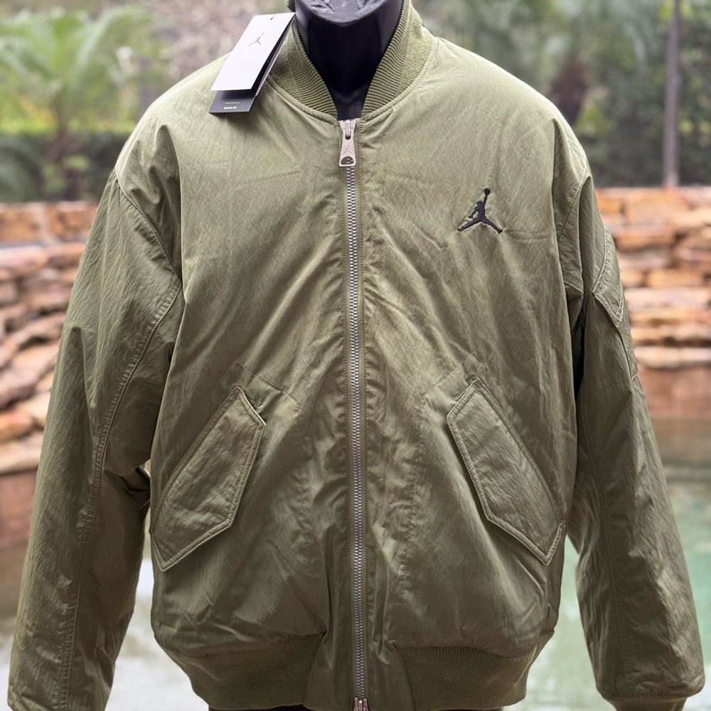 Jordan Essentials Renegade Bomber Jacket Olive Men's M FB7316-340 NWT